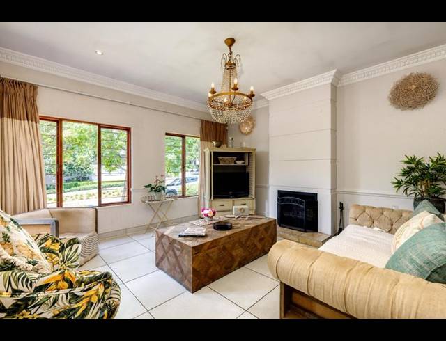 3 BEDROOM HOUSE FOR SALE IN FOURWAYS GARDENS